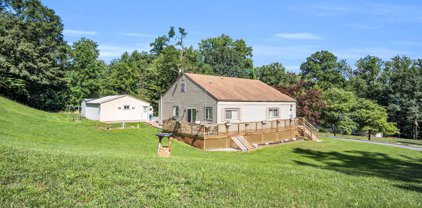 112 Millers Gap Rd, Enola