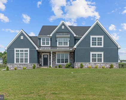 104 Creekside Dr, Elizabethtown