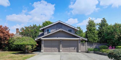 5411 Calderwood Crescent, Richmond