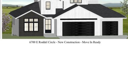 6700 E Roddel Cir, Sioux Falls