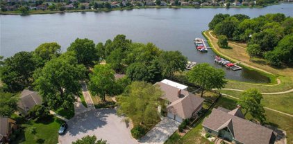 4395 SW Breezy Point Lane, Lee's Summit
