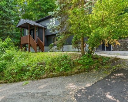 12 Peace Valley Rd, Montville Twp.