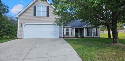 512 Crystal Hill Court, McLeansville