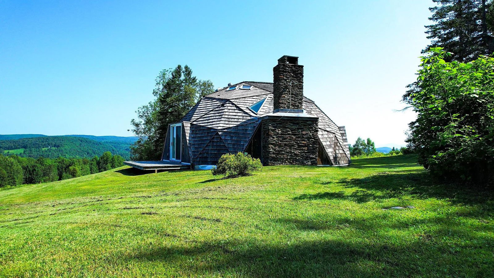 4922 Bayley Hazen Road, Peacham, 05862