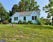 3040 Westfall Pl, Falls Church image