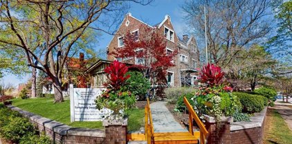3681 Madison Avenue, Kansas City