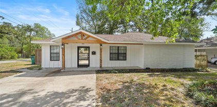 1802 N Roberson Street, Conroe