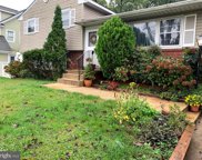 313 Branch  Se Circle SE, Vienna image