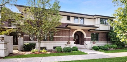 5301 Lawn Avenue, Western Springs