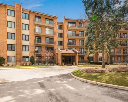 601 Lake Hinsdale Drive Unit #110, Willowbrook