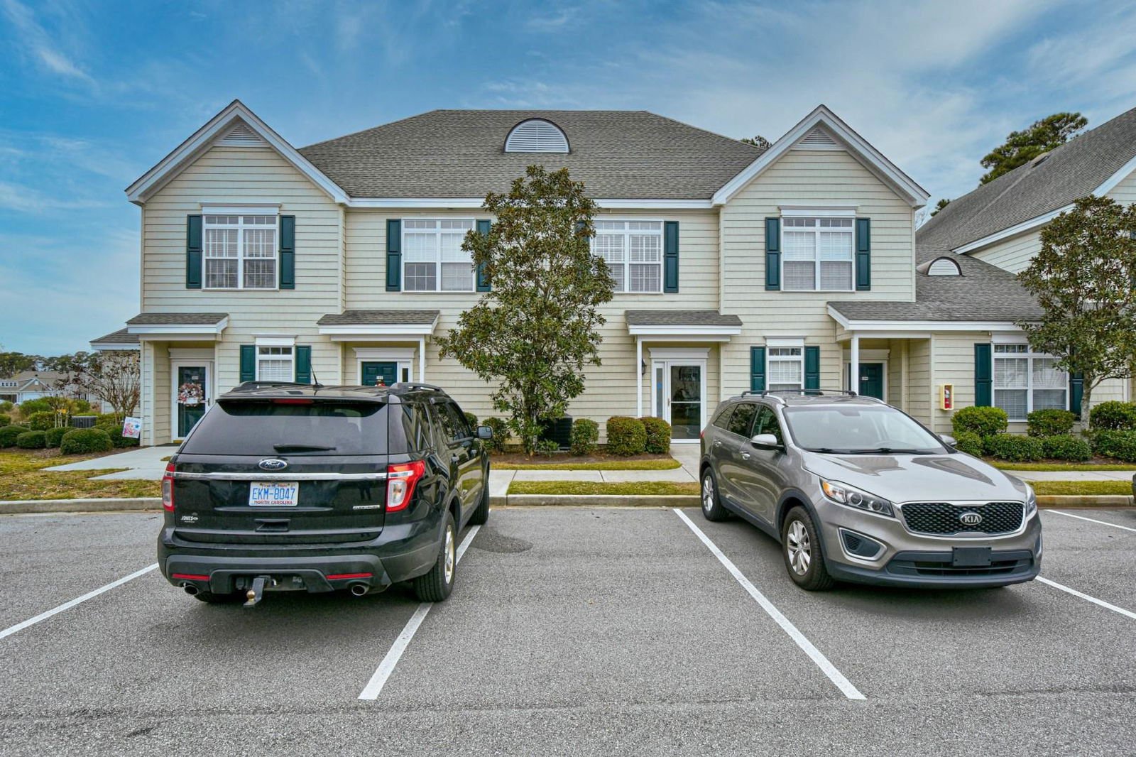 MLS 2226864 VILLAGEGLENS 130 Scotch Broom Dr. Unit H103, Little