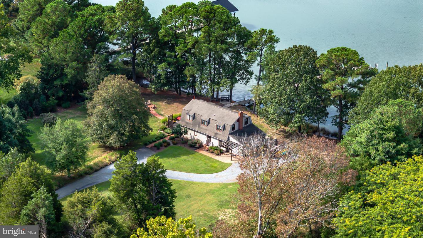 7130 Cooper Point Road, Bozman, Md 21612 in Bozman