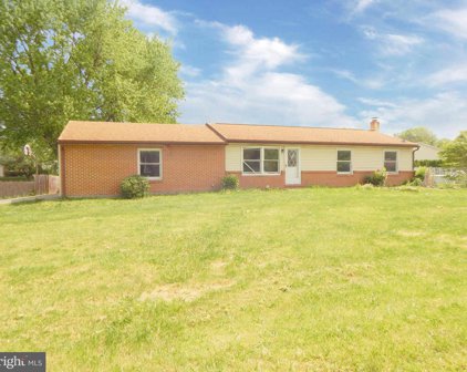 1300 Stevens Ln, Lebanon