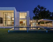 1024  Summit Dr, Beverly Hills image