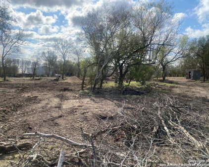 633 Tolle Rd, Cibolo