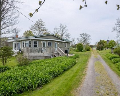 555 Edgewater Place, Dunnville
