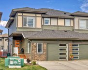 328 Creekrun Crescent Sw, Airdrie image