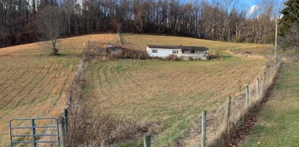 378 Doane Hollow Rd, Saltville