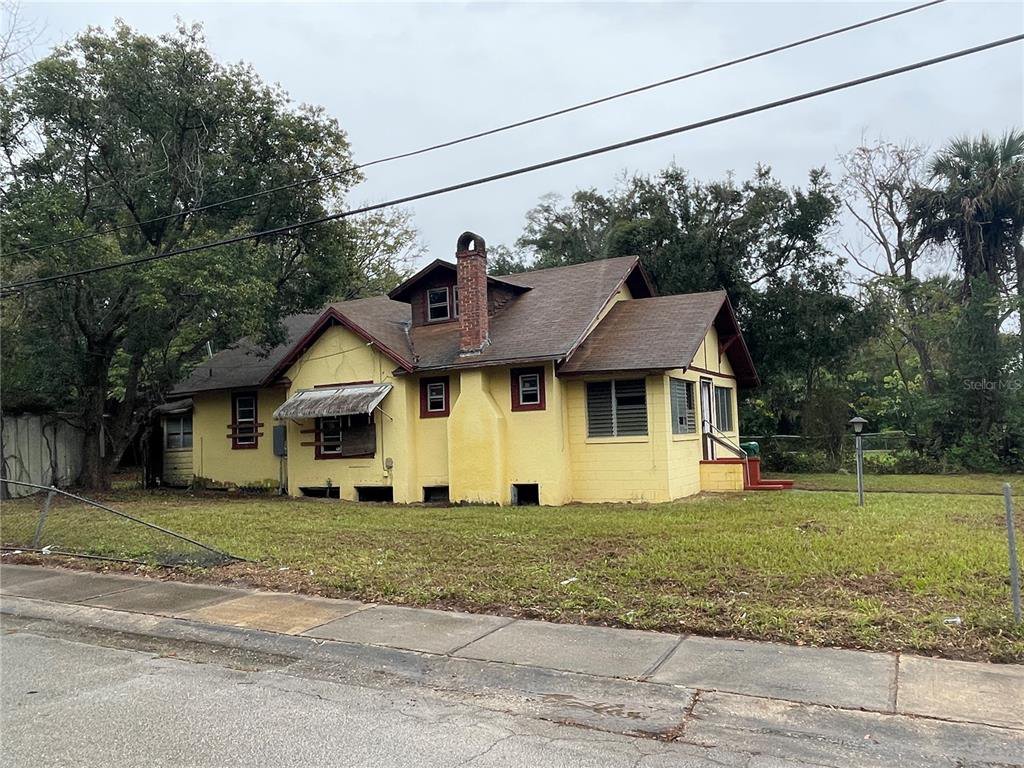 321 W Walts Avenue, Deland, 32720