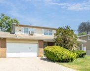1119 S Sprucewood Drive, Mount Prospect image