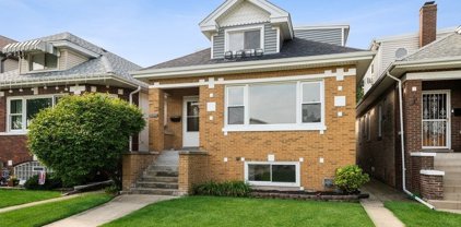 7839 W Sunset Drive, Elmwood Park