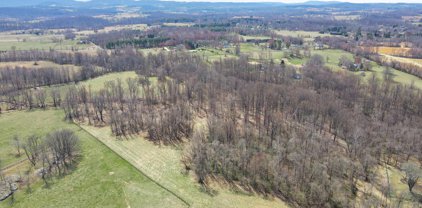 Highland Estate Ln, Middleburg