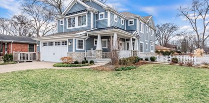 2119 E Kensington Road, Arlington Heights