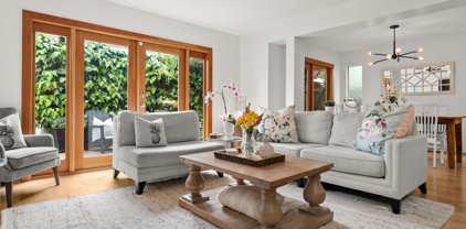 3352 W 6th Avenue, Vancouver