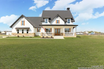 11671 N State Highway 16, Poteet
