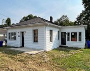 230 N 5th Street, Central Suffolk image