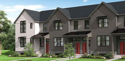 106 Larkin Dr, Mechanicsburg