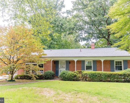 2036 Henderson Ave, Silver Spring