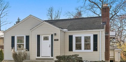 348 N Shady Lane, Elmhurst