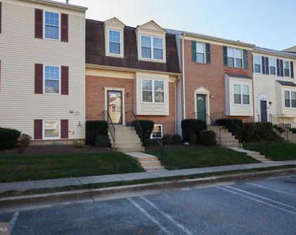 107 Autumn Flower Ln, Gaithersburg