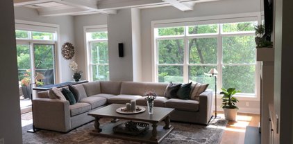 935 Lake Street E Unit #308, Wayzata