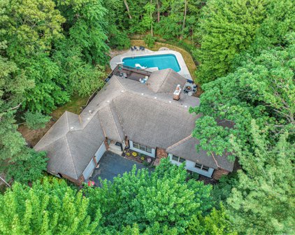 1221 Troon Court SE, Grand Rapids