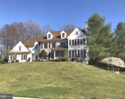 572 S Heilbron   Drive, Media image