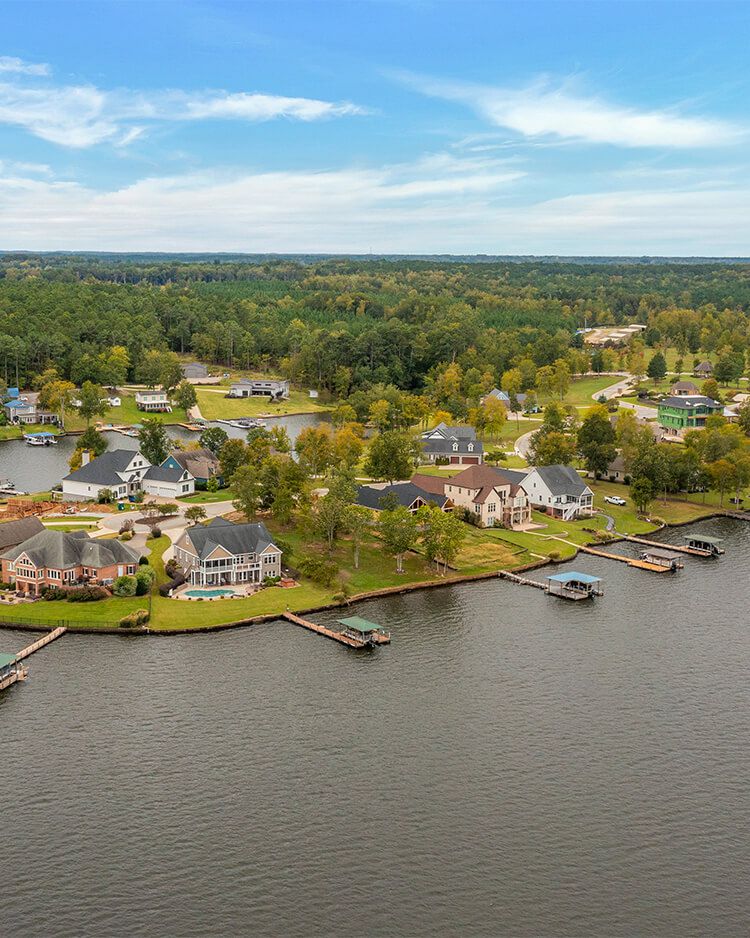 Summer Pointe Real Estate