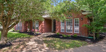 3931 Oriole, College Station
