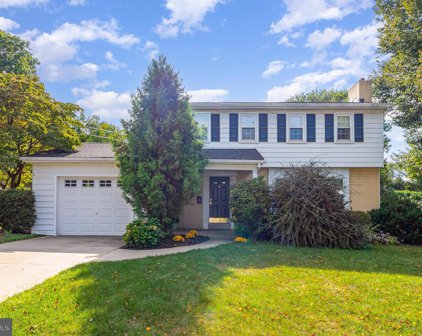 111 Harrison Dr, New Cumberland