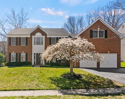 1507 Thurber St, Herndon