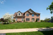 1145 N Foxpointe Dr, State College image