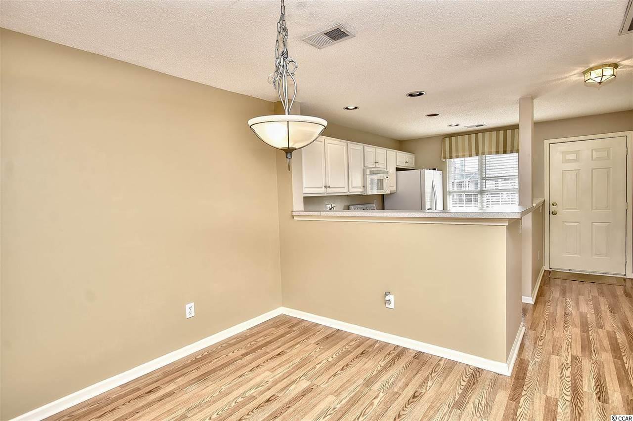 MLS 1906910 WYNBROOKE TWNHM Townhomes 705 Wilshire Ln. Unit 25