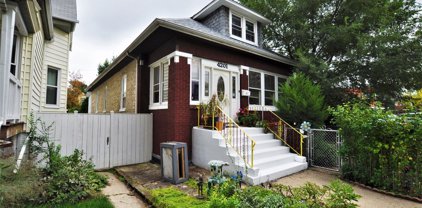 4201 N Avers Avenue, Chicago
