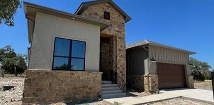 411 George Dolson, Blanco