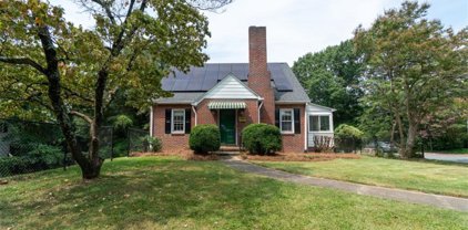 900 Watson Avenue, Winston Salem