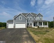 18211 Petworth Cir, Hagerstown image