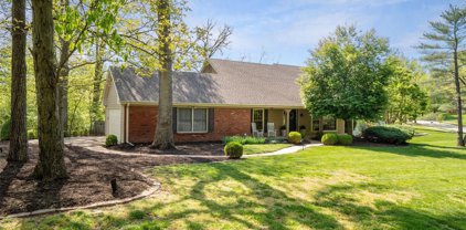 1604 Featherstone  Drive, Town and Country