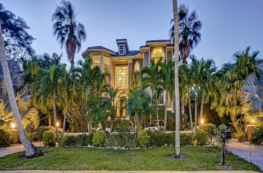 651 Broadway Street, Longboat Key, 34228