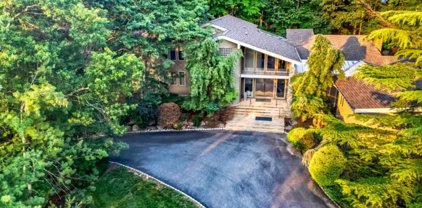 67 Chestnut St, Livingston Twp.